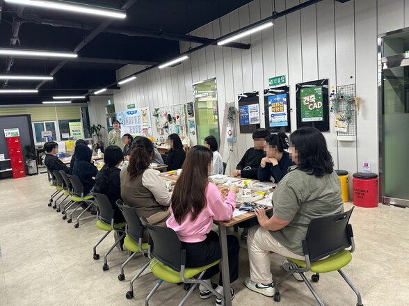 원데이 잡클래스 [3회차 :  압화와 허브를 활용한 MP 비누 만들기 ]
