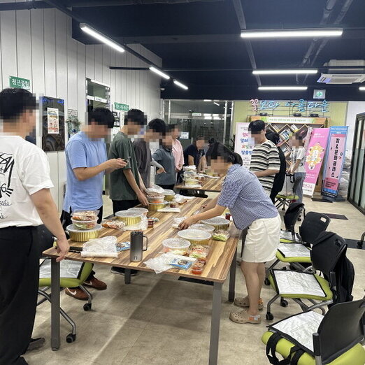 8월의 어쩌다어른ing