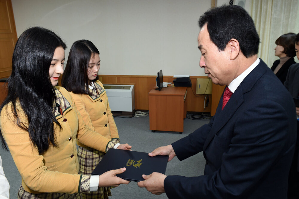 목포문예진홍재단장학증서수여식08(2015,12,7,상황실).jpg