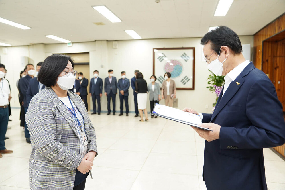 2021년도 하반기 4급 이하 정기인사 임용장 수여식 -1